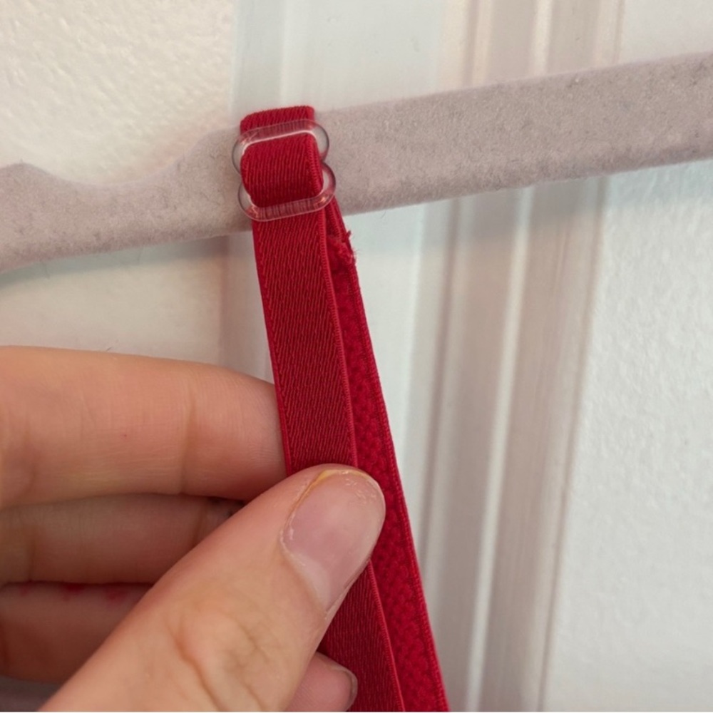 Chic Red Camisole Top - Picture 5 of 6